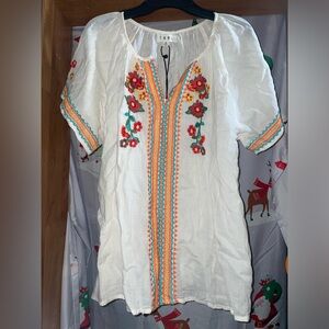 THML Women's Embroidered White medium Top